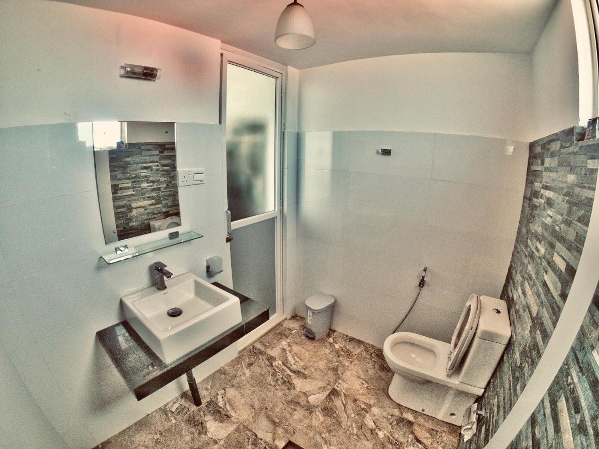 Jungle Bay Resort Тринкомале Екстериор снимка